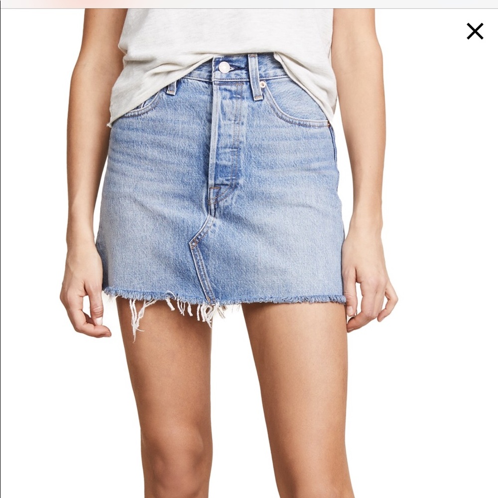 Levis denim skirt nwt